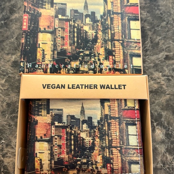 Cityscape Design Wallet - Picture 2 of 4